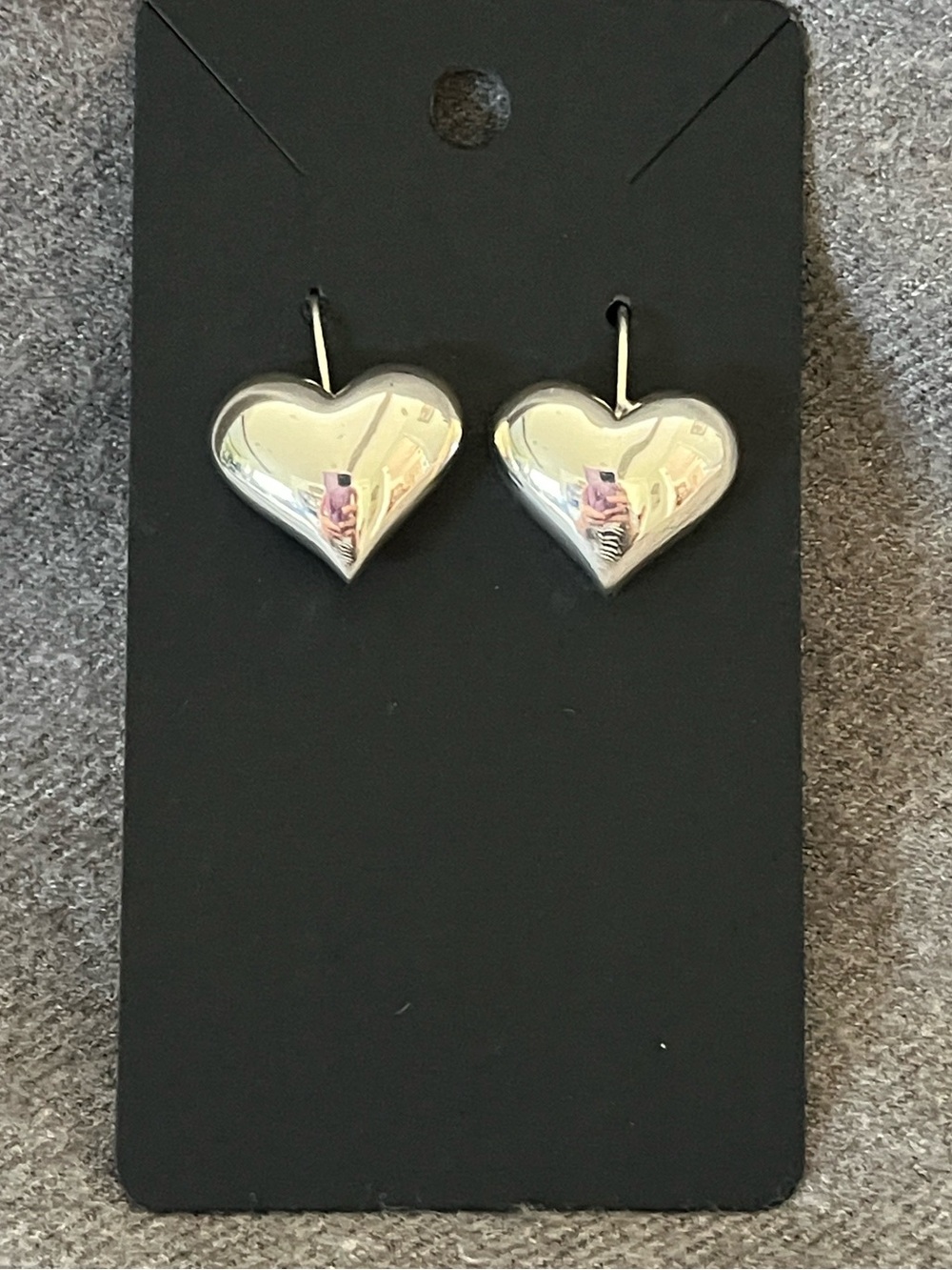 💕 2/$15 Avon Silvertone Heart Earrings